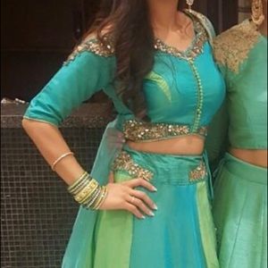 Two toned cold - shoulder lengha set